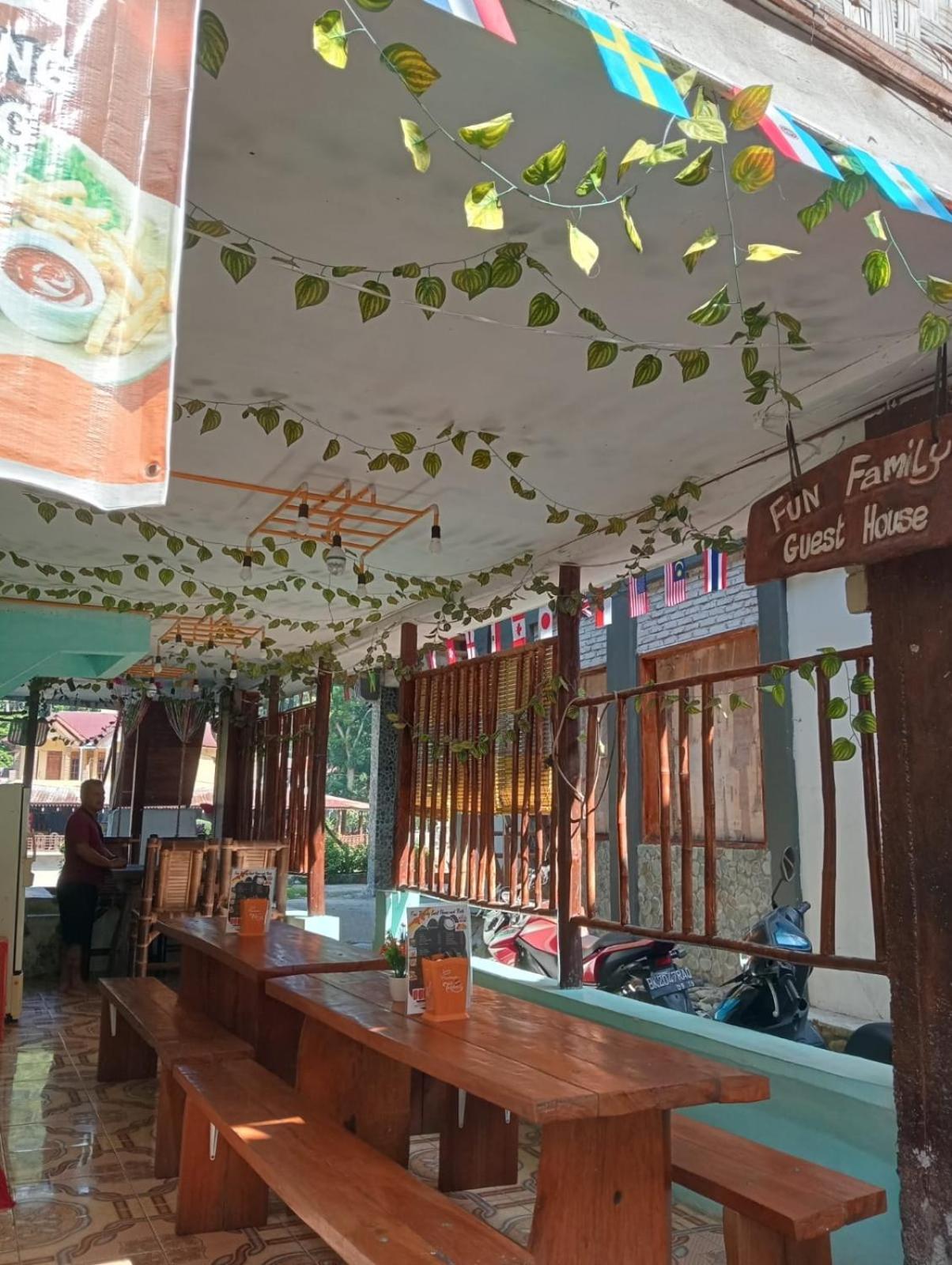 Fun Family Guest House N Jungle Tour Bukit Lawang Luaran gambar