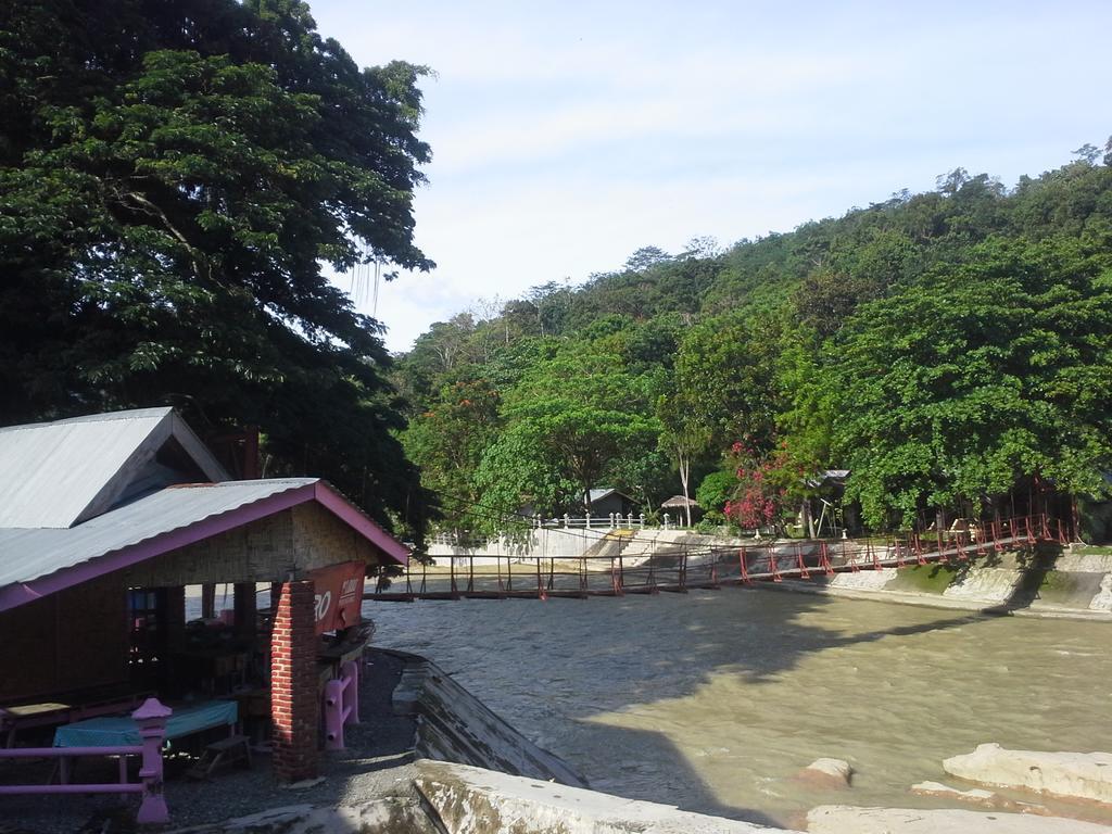 Fun Family Guest House N Jungle Tour Bukit Lawang Luaran gambar